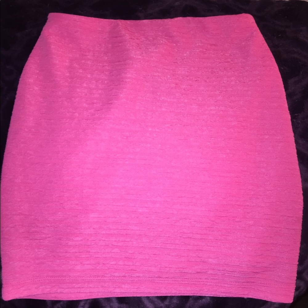 pink pencil skirt
